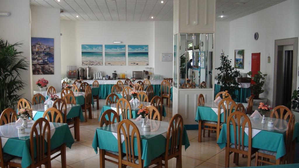 Oceanis Hotel Karpathos Ngoại thất bức ảnh